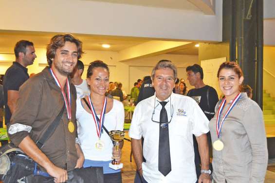 L'équipe des Nouvelles calédoniennes à la Trans-cool