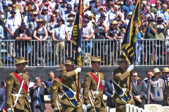 Hommage aux soldats tombés en France