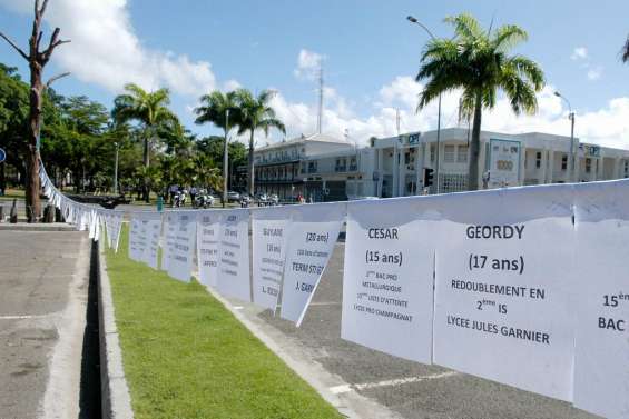 Cherche place en classe