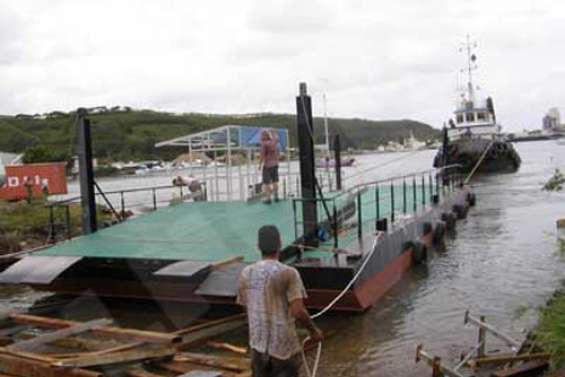 Le futur bac de la Ouaième mis à l'eau