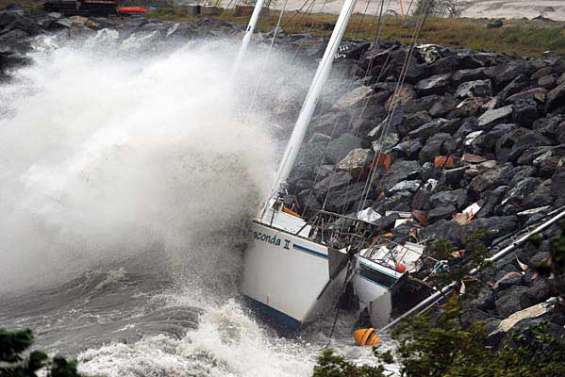 Le cyclone Ului secoue le Queensland
