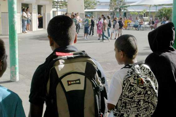 L'école s'ouvre au débat