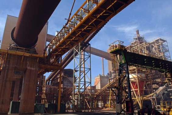 La SLN autorisée à brûler son fioul