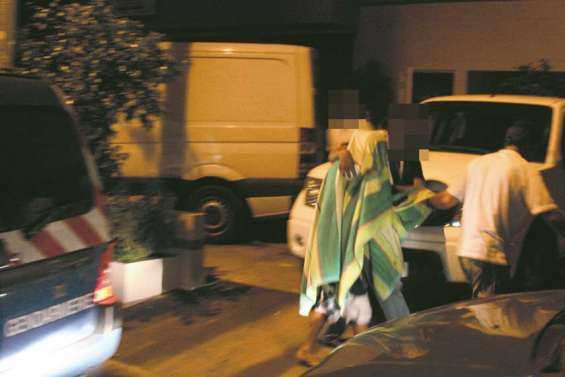 La mère du bébé retrouvé dans les poubelles passe aux aveux