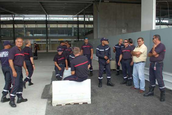 Ils dénoncent « des sanctions scandaleuses »