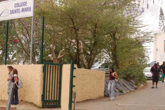 Un ex-président réélu et une présidente radiée