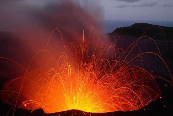 Fin d'alerte volcanique  sur le Yasur