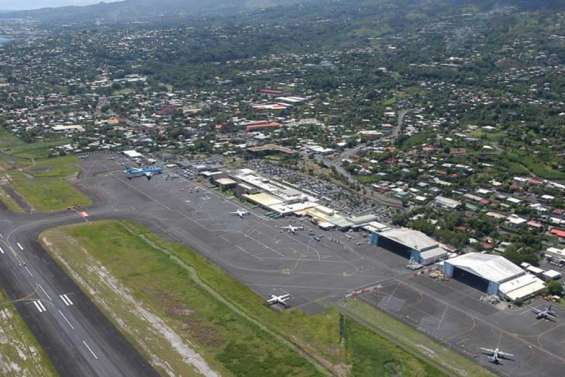 L'aéroport de Tahiti toujours paralysé