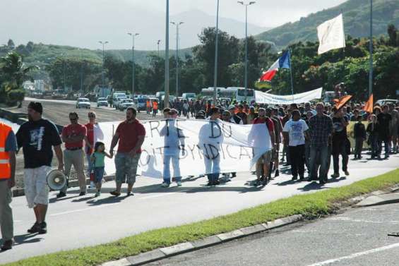 « Retourne dans ton pays »