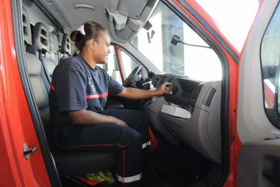 Les pompiers à la trace
