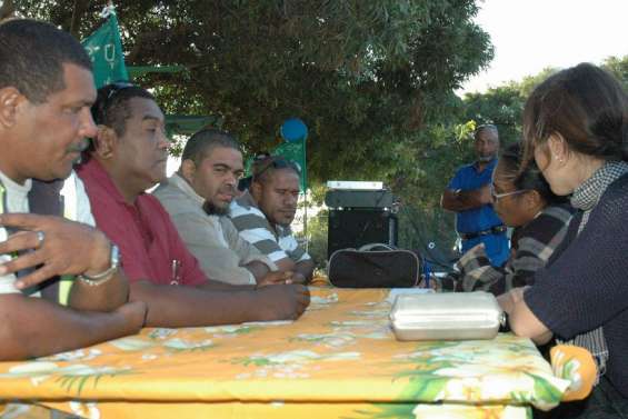 Un licenciement ravive les tensions