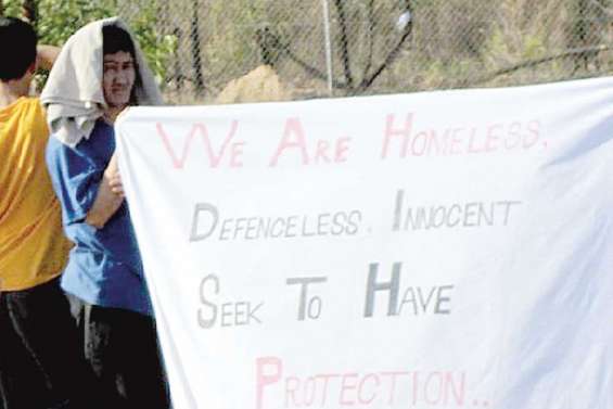 Les immigrés se rebellent à la prison de Darwin