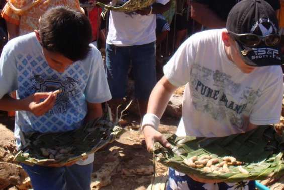 Cru ou cuit, le ver de bancoule fait toujours recette