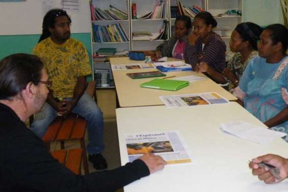 Il faut sauver le nââ kwenyii