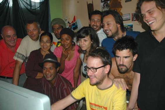 Huit réalisateurs qui montent