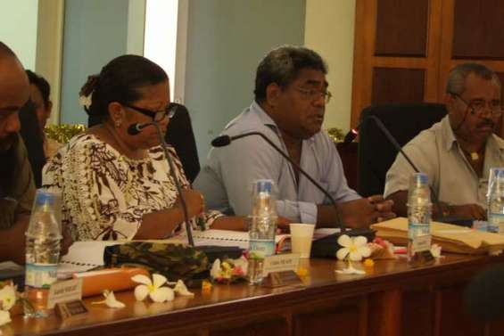 Priorité à la santé et à l'enseignement