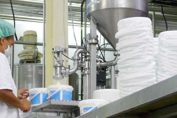 Les bas salaires au milieu du gu