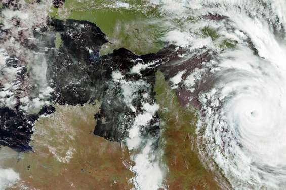 Cairns tremble face à Yasi