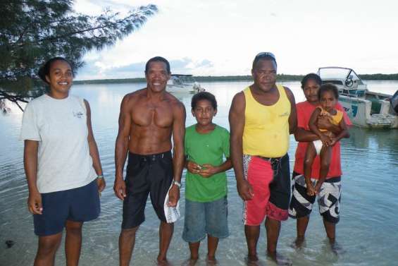 Deux Kunié sur le tournage de Koh Lanta