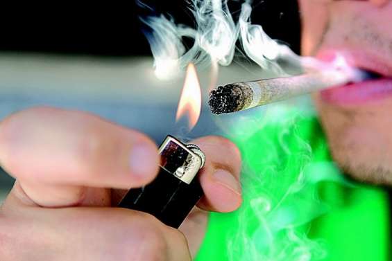 Psychoses sous cannabis