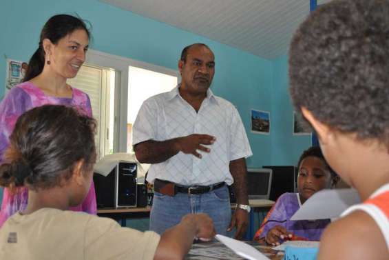 Le privé s'inquiète en public