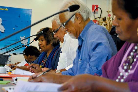 Les juristes kanak attendront un peu