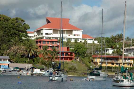 Port-Vila dans la fumée ?