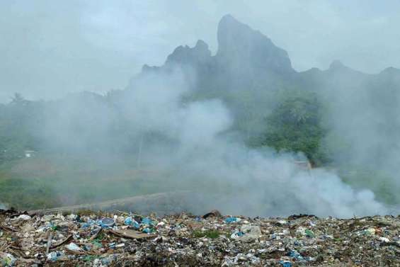 Bora Bora, île aux ordures