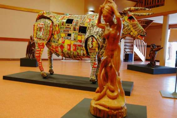 La vache de Ouaco prend l'air