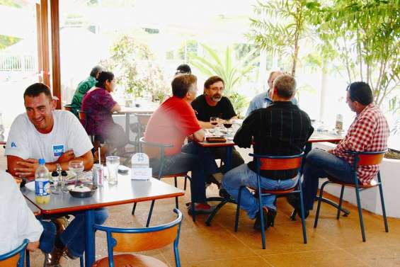 Nouvelle gérance au restaurant de la piscine