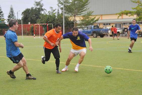 Des collègues solidaires