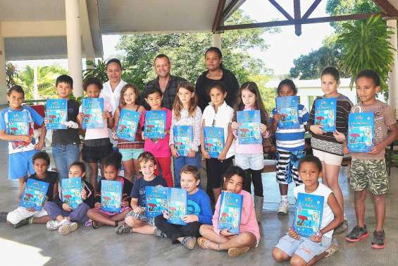 Sally, le dugong et les jeunes conteurs