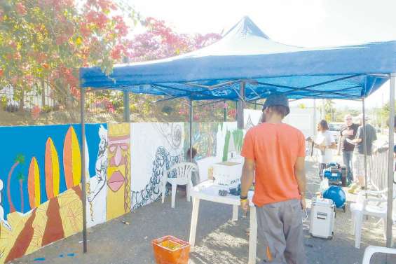 Une fresque multicolore