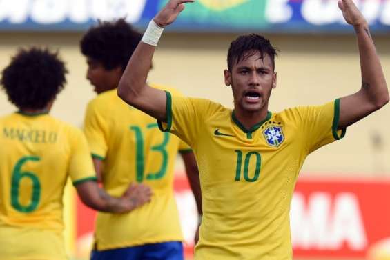 Neymar et Balotelli font les gros titres