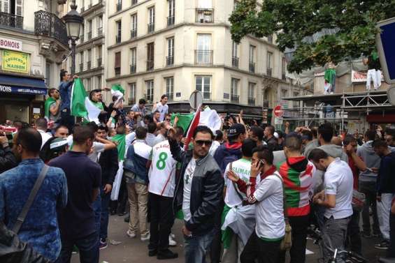Les fans algériens chauffés à blanc