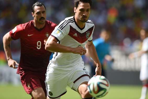 Hummels toujours à part