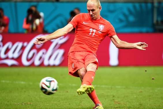 Pinto a félicité Robben