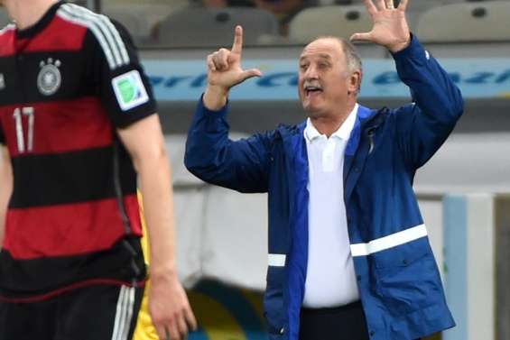 Brésil : Scolari «n'entraînera plus»