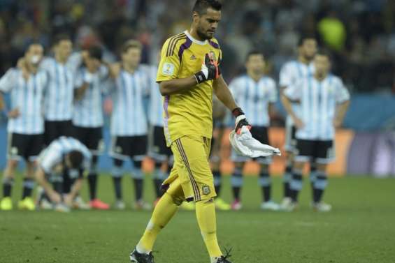 Falcao félicite Romero