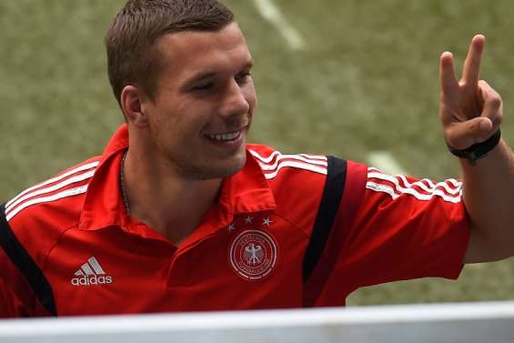 Podolski lance les hostilités