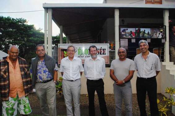 L'eau fait couler de l'encre