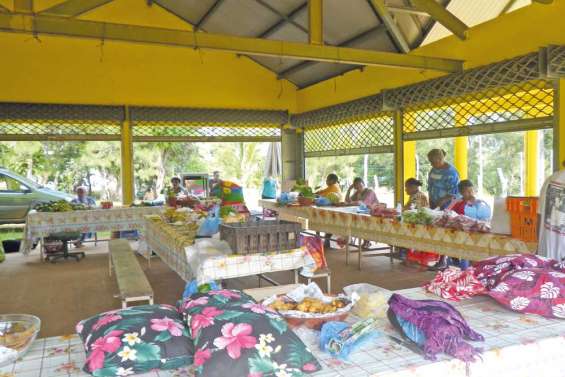 Le marché de Waho sentait Noël