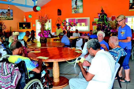 Les rois et les reines de la maison de retraite