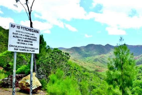 La route à horaires fermée en journée