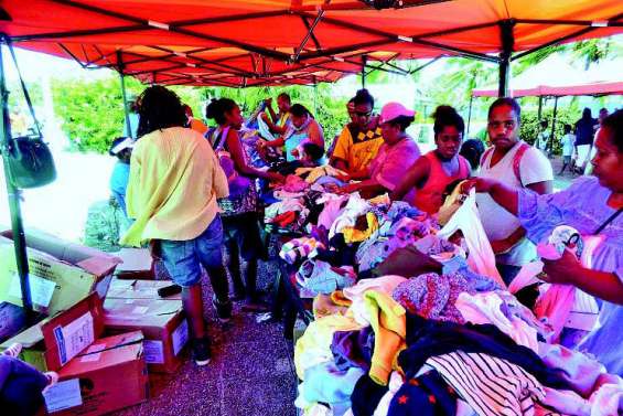 Le Secours catholique brade