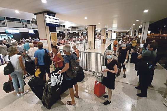 Des soignants testés positifs en Polynésie