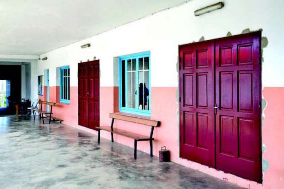 Il saccage la chapelle de Ducos, vole la quête et se saoule avec le vin de messe