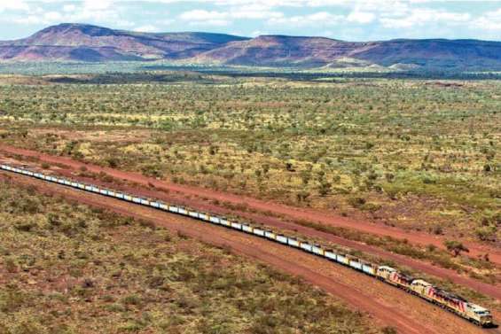 [VIDÉO] La course incroyable d’un train sans conducteur