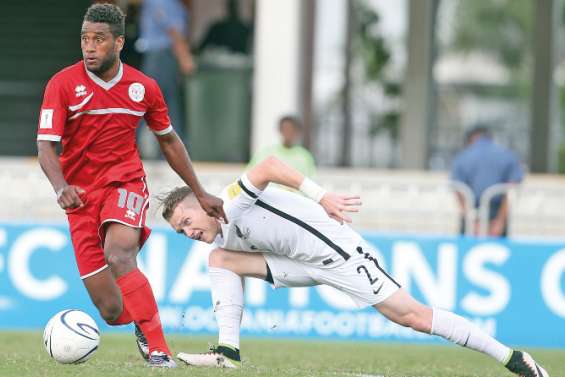 Trois hommes pour un fauteuil 