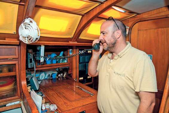 La petite erreur qui a coupé la VHF dans tout le Sud 